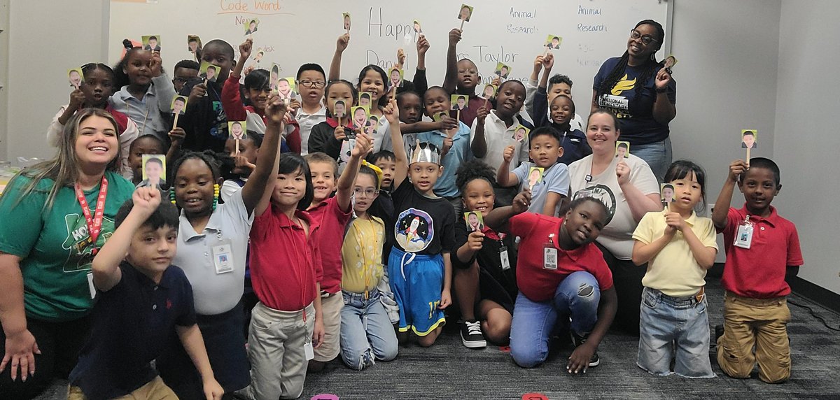 MrsTaylor7720's tweet photo. Today was DANIEL DAY!!! This kiddo has NEVER spoken at school, until 2 weeks ago!! We were overjoyed for his HUGE feat!! #1stGrade #community #HOORAY #selectiveMute  #SoExcited4Him @mrsjones_2nd @MytraCunningham @AliefISD @AliefLearns @AISDSupe https://t.co/VSEhYyq9hS