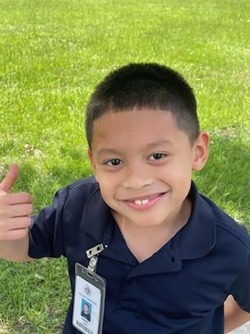 MrsTaylor7720's tweet photo. Today was DANIEL DAY!!! This kiddo has NEVER spoken at school, until 2 weeks ago!! We were overjoyed for his HUGE feat!! #1stGrade #community #HOORAY #selectiveMute  #SoExcited4Him @mrsjones_2nd @MytraCunningham @AliefISD @AliefLearns @AISDSupe https://t.co/VSEhYyq9hS