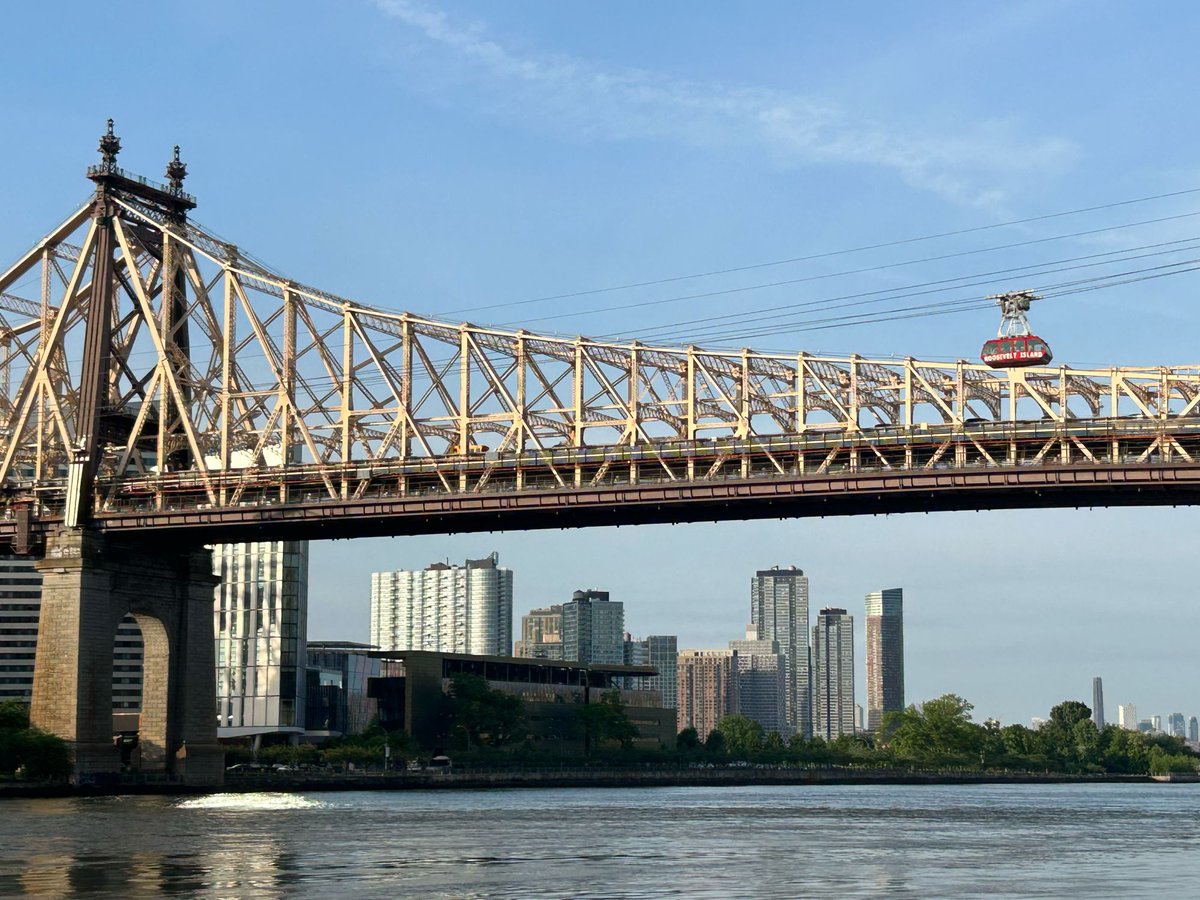 Sunny day in NYC. Pics were taken this morning: Queensboro Bridge (AKA The 59th Street Bridge) with the Roosevelt Island Tram crossing in front of it. 

We will be showing the Cup Final on Saturday (10am). Full details coming tomorrow. 

🔴⚪️🔵WATP