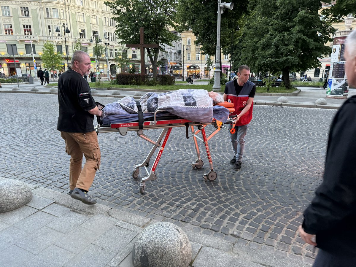 AlexNikolas10's tweet photo. Prevoz pac. Z Odessa do Berlín 🇺🇦❤️‍🔥🇨🇿❤️‍🔥🇩🇪 https://t.co/FPoPPddHAr