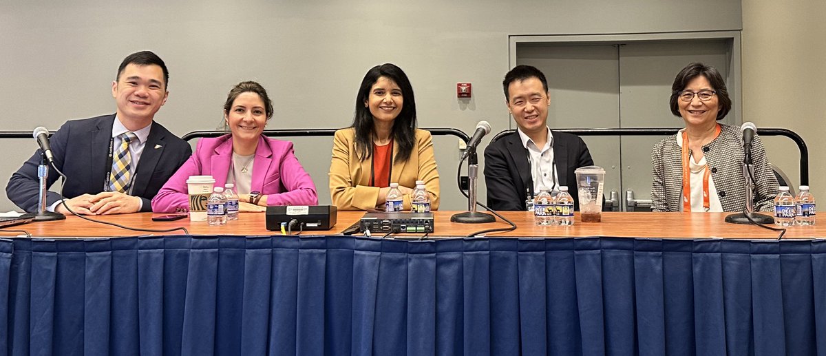 Thanks to our all 🌟speakers @gracesu15 @MamathaBhat3 @egnij and my co-pilot moderator @AtoosaRabiee for this wonderful 🤖#AI session @DDWMeeting Also shout out to @AASLDtweets #CommAndTech committee 🪑 @NeeralLShah for the support 🙌 #LiverTwitter #DDW2024 #GITwitter