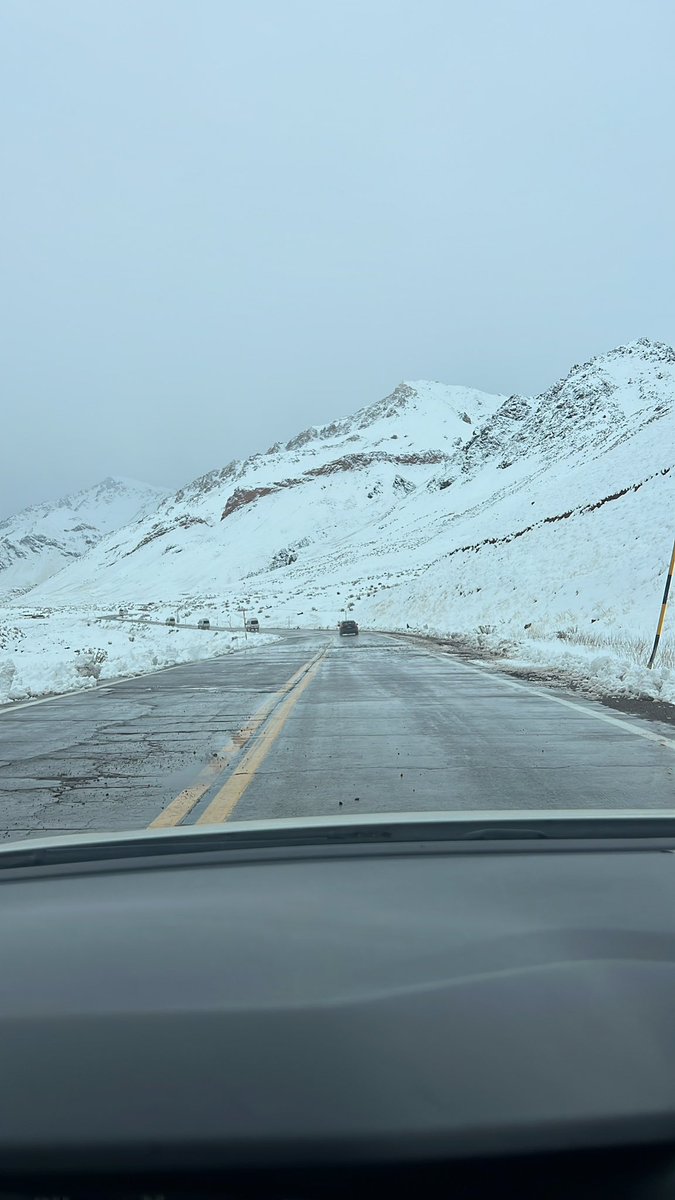 Denis_J_L's tweet photo. Un hermoso día de nieve 🌨️🏔️❄️
#PuentedeInca #Mendoza https://t.co/RbSYY0jAG0