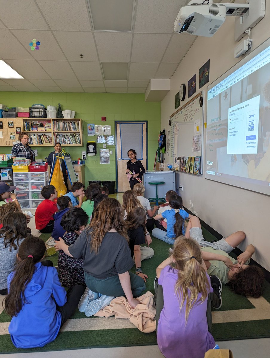 MsBarringtonCG's tweet photo. Thank you to K for bringing in her Dandiya to show us for Show &amp; Share today. We read about them when we read "Indian Tales" @ChristinaGFMPSD @FMPSD #iteachthird #iteachfourth #multiculturaleducation #socialstudiesisfun #grade3and4isneverabore https://t.co/DYzbNVqxp5