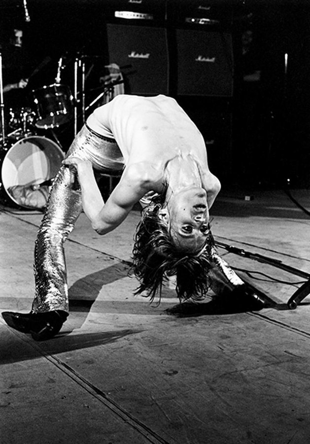 Iggy Pop performing 1972, Photo by Mick Rock.