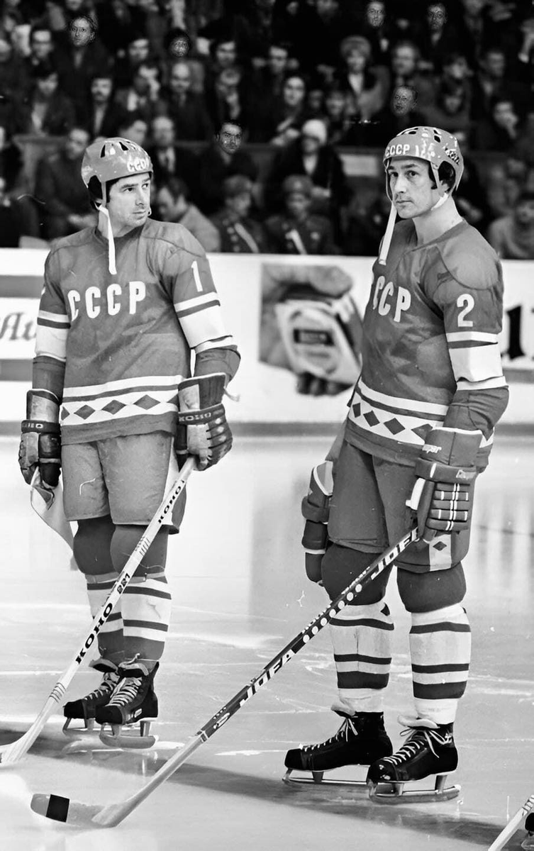 Валерий Харламов и Хелмут Балдерис. Турнир на приз Известий. 1976 год.