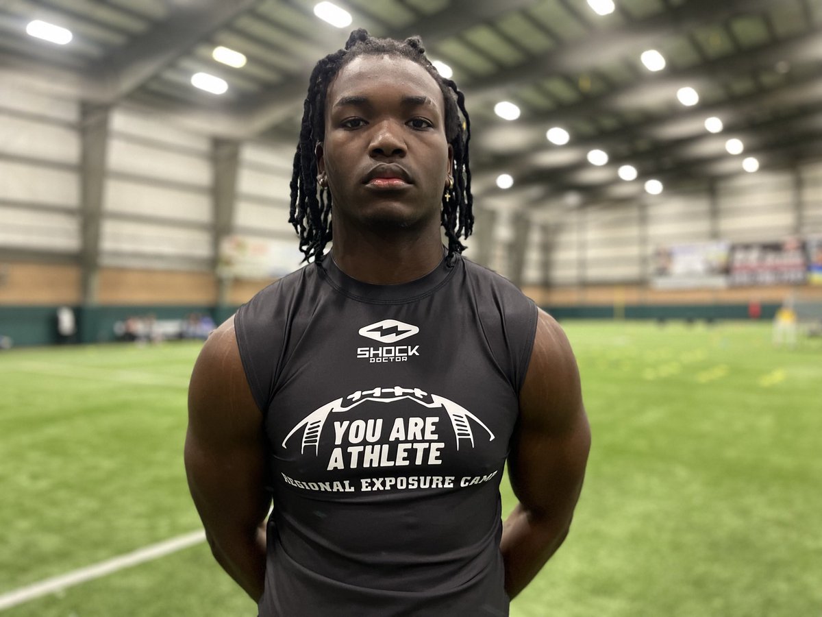 Late Night Nugget: 2026 Wheaton (IL.) DE Lamari Hall (@lamari6Hall) Hall is set to take multiple visits this summer & based on the way he’s progressing, look for several schools to give the rising junior a hard look At 6’2, 215lbs has the quickness & size to cause havoc.