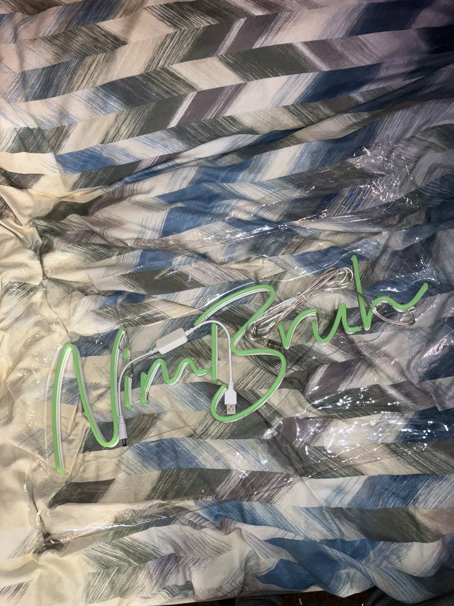 NimBruh's tweet photo. New light for the streams 💚💚💚 https://t.co/e5as9sZ0xe