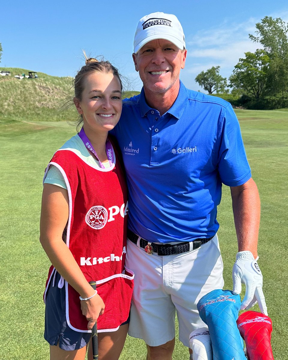 The Senior PGA Championship is all about family for 2023 Champion Steve Stricker & his daughters! Izzi ➡️ Bobbi #SrPGAChamp