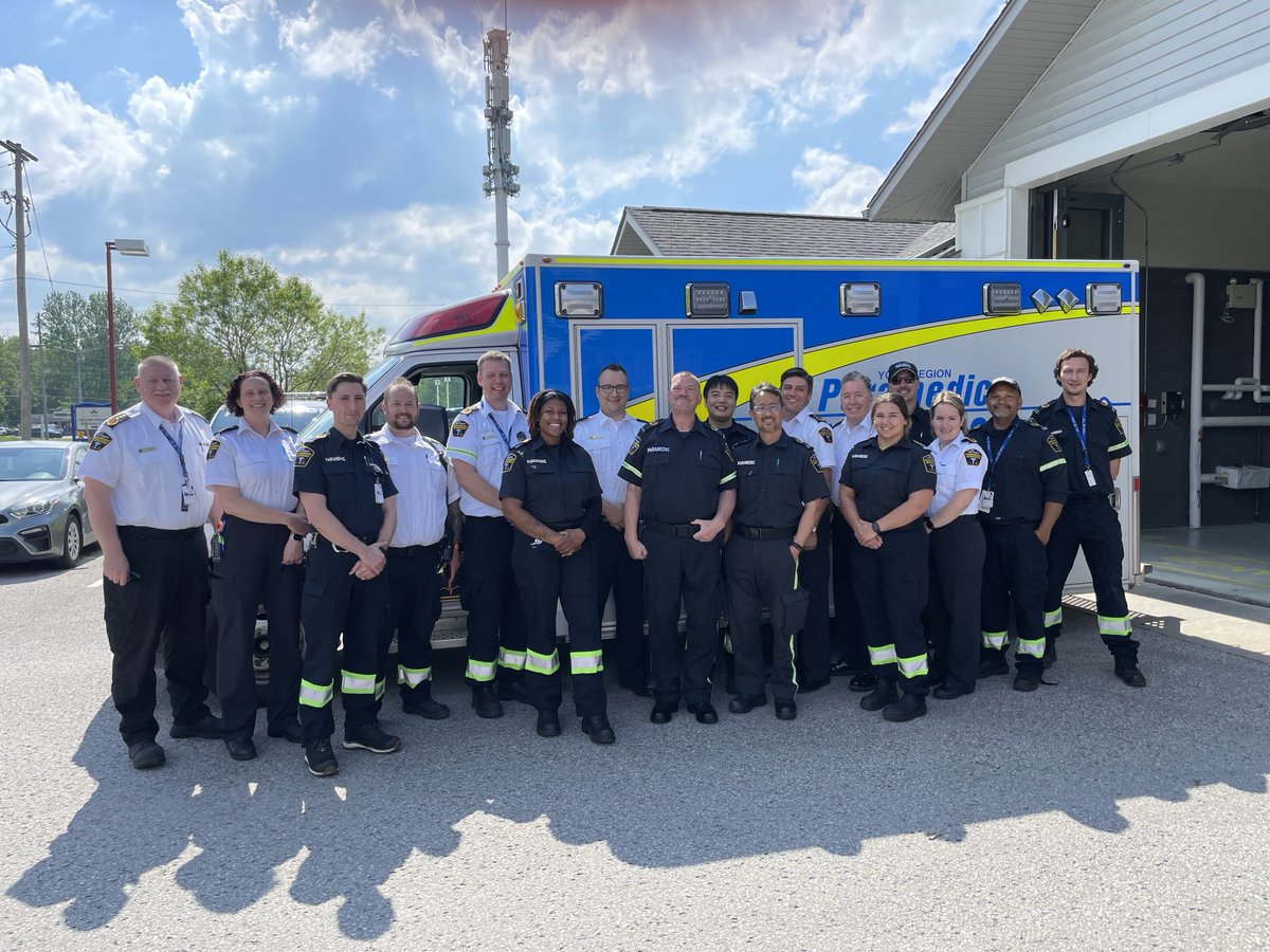 Always amazing to honour the career of a paramedic legend. Congratulations to ⁦@YorkParamedics⁩ Peter on your retirement and last call. Thank you for your dedicated and compassionate service to the residents of York Region!