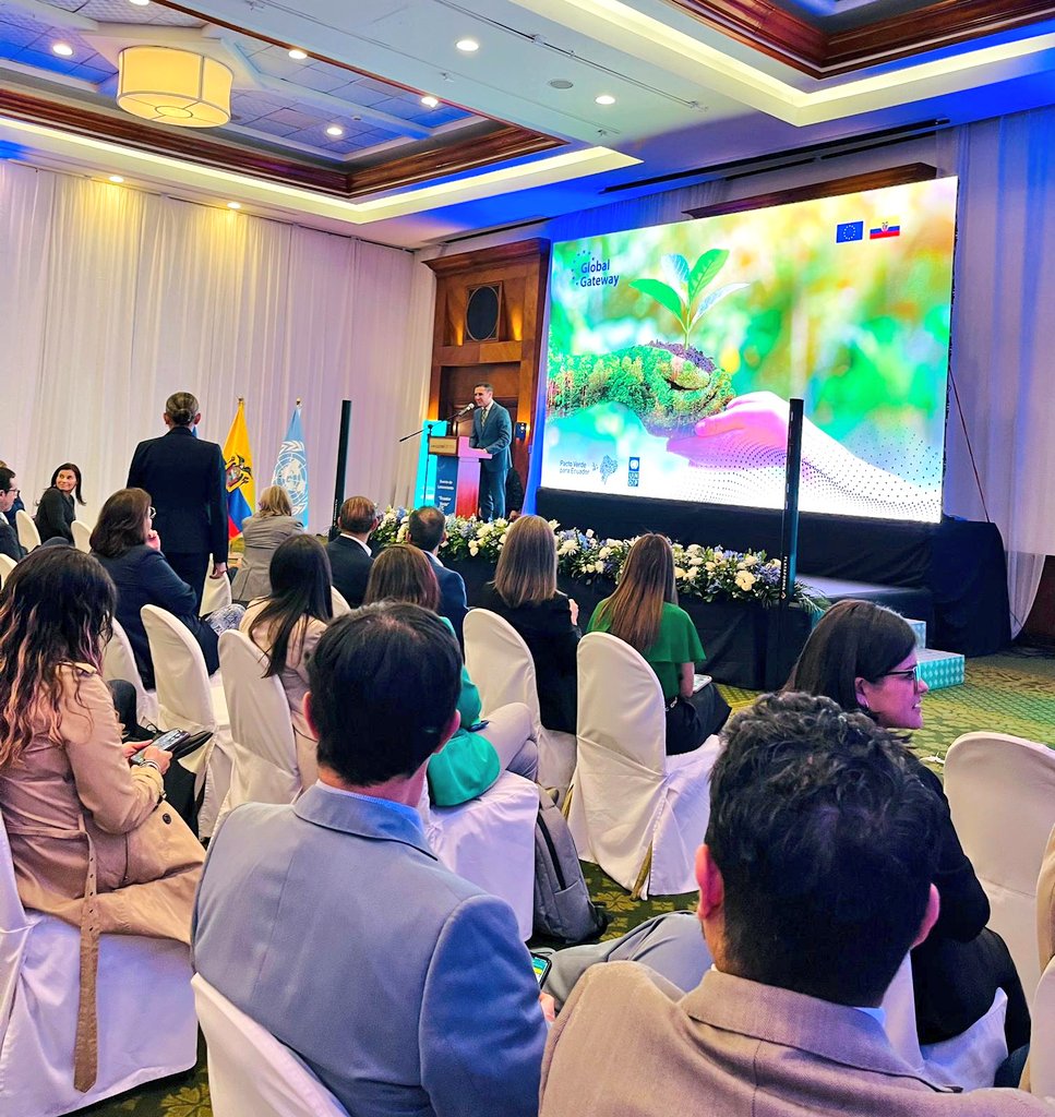 franciscminoron's tweet photo. Participamos en el lanzamiento del proyecto #EcuadorVerde, una iniciativa de los ministerios de @Ambiente_Ec y @Produccion_Ec y que cuentan con el respaldo @ONU_es y @pnud , para impulsar temas de finanzas sostenibles, reactivación económica y productividad. 🇪🇨🤝 https://t.co/unLhoYyIBw