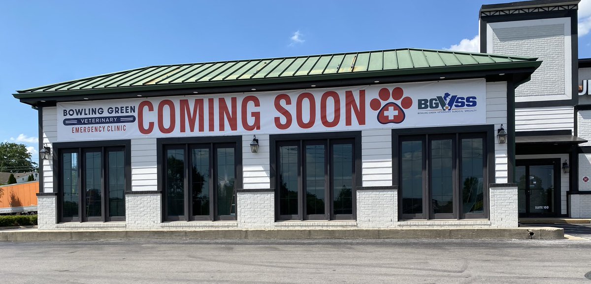 tcstrad's tweet photo. Emergency vet clinic. Campbell Lane❣️🐾 https://t.co/PkzJaaYLf3