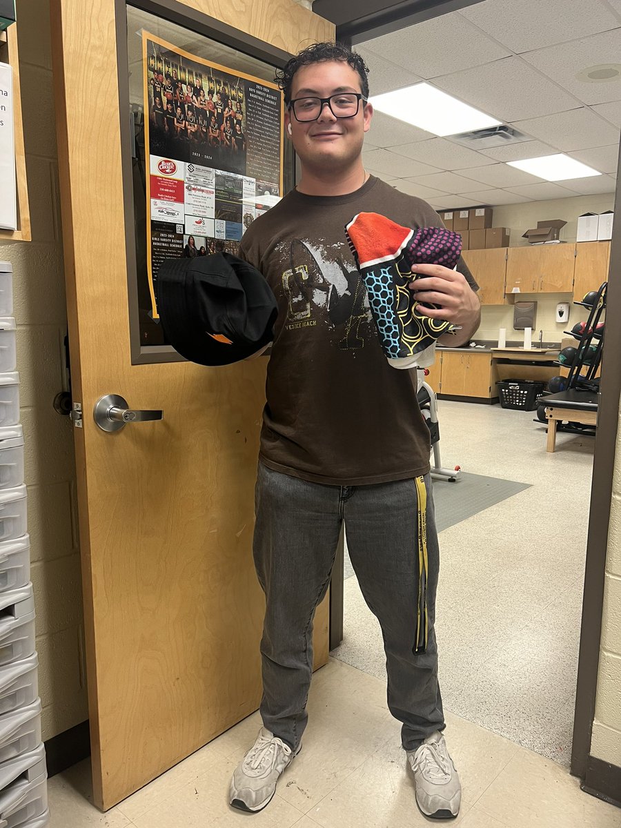 Brennan_AT's tweet photo. Congratulations AQ for being selected by your coach as a STUD ACE representative!

You have been an amazing student, athlete, and teammate!! https://t.co/4tipDObNdY