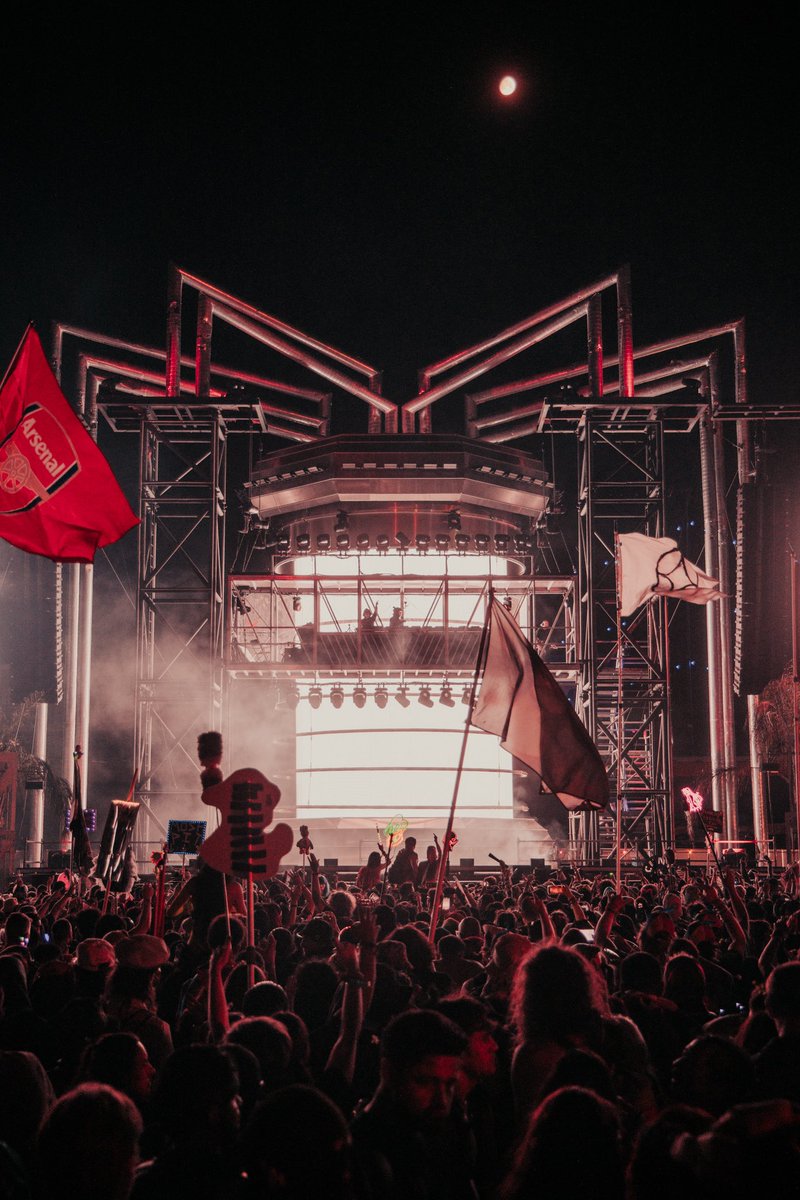 ATLiensOfficial's tweet photo. THANK YOU EDC FOR ONE OF THE BEST NIGHTS OF OUR LIVES https://t.co/W30ivI8V8W