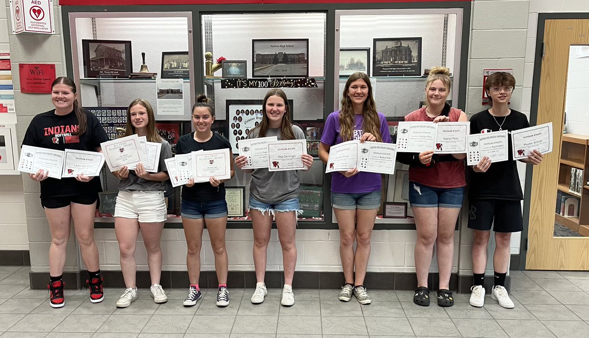 NewtonSoftball's tweet photo. Newton Softball banquet was held tonight! We celebrated our scholar athletes, our WOAC award winners and our yearly team award winners! These ladies had a great year on the field and in the classroom. Yeah Yeah!! https://t.co/UBSSL2reFO