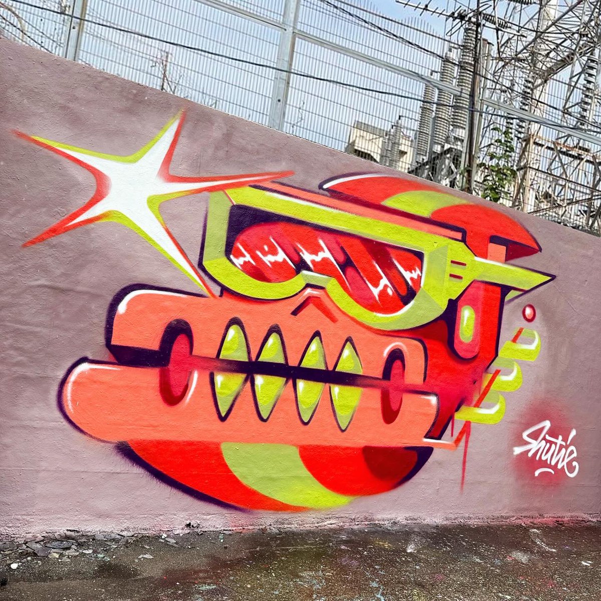 💫☠️⛑️
🙏CalmaArt
.
#morotow #belton #flame #blue
#graffiticharacter
#graffitijapan
#spraypaint