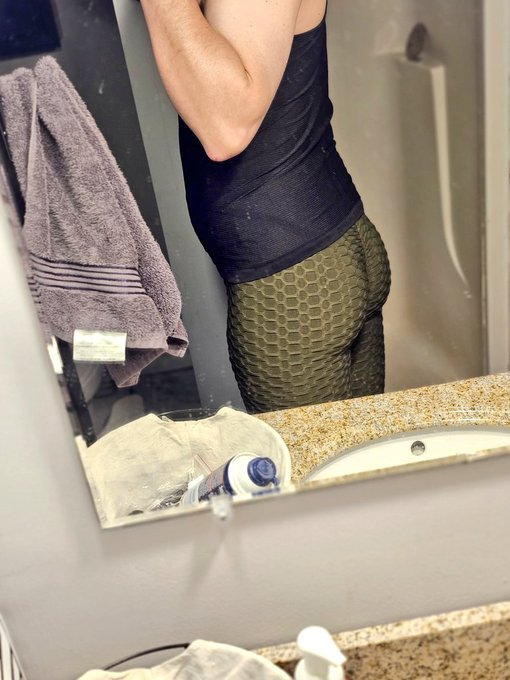 Ma bum. https://t.co/1h5Qf7IzQJ<a href="/tag/analgape"class="tags"><span>#analgape</span></a><a href="/tag/analslut"class="tags"><span>#analslut</span></a><a href="/tag/bellybulge"class="tags"><span>#bellybulge</span></a><a href="/tag/colonfucking"class="tags"><span>#colonfucking</span></a>