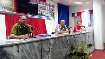 El Comité Municipal del PCC #IslaDeLaJuventud desarrolla su Asamblea de Balance 🇨🇺 con más compromiso con la Revolución #SentirPinero