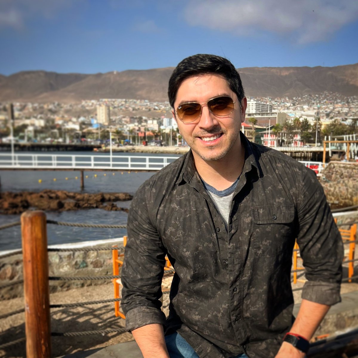 victor_official's tweet photo. Dias de reflexión para aprender y entender lo que nos pasa.
Feliz semana corta!!!

#victordiaz #musica #music #masmusicachilena #masmusica #cantautor https://t.co/nE9Kawwhy4