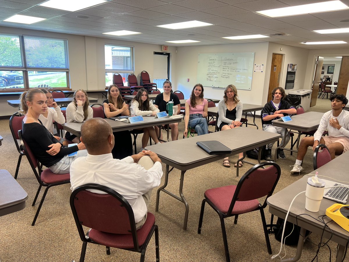 The Student Athletic Advisory Board convened today for their end of the year presentation. Topics included “promoting positive sportsmanship in schools” and “Increasing and encouraging positive behavior in parents at sporting events.” Congratulations to our student board members