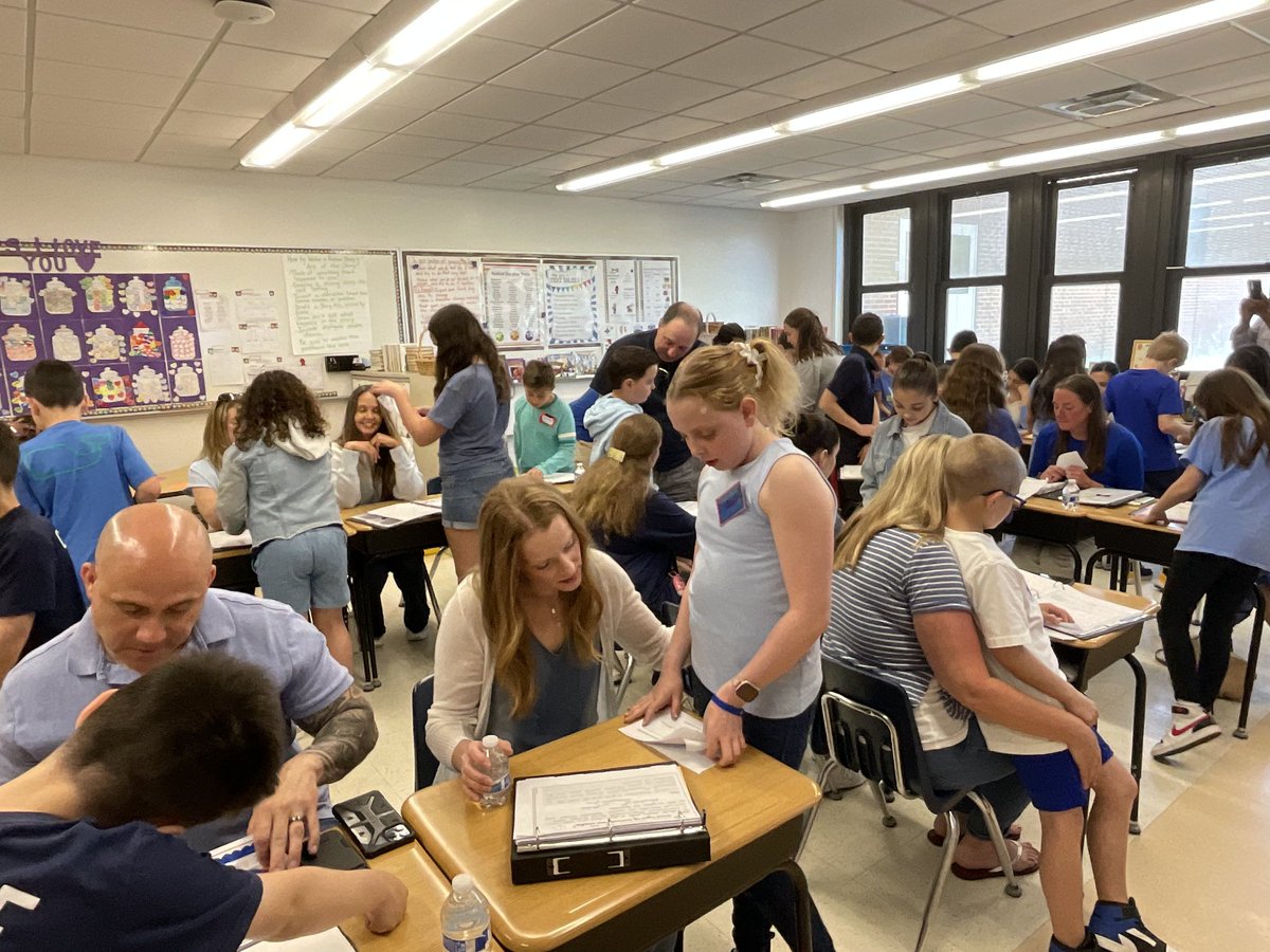 Tom Fabian tweet media