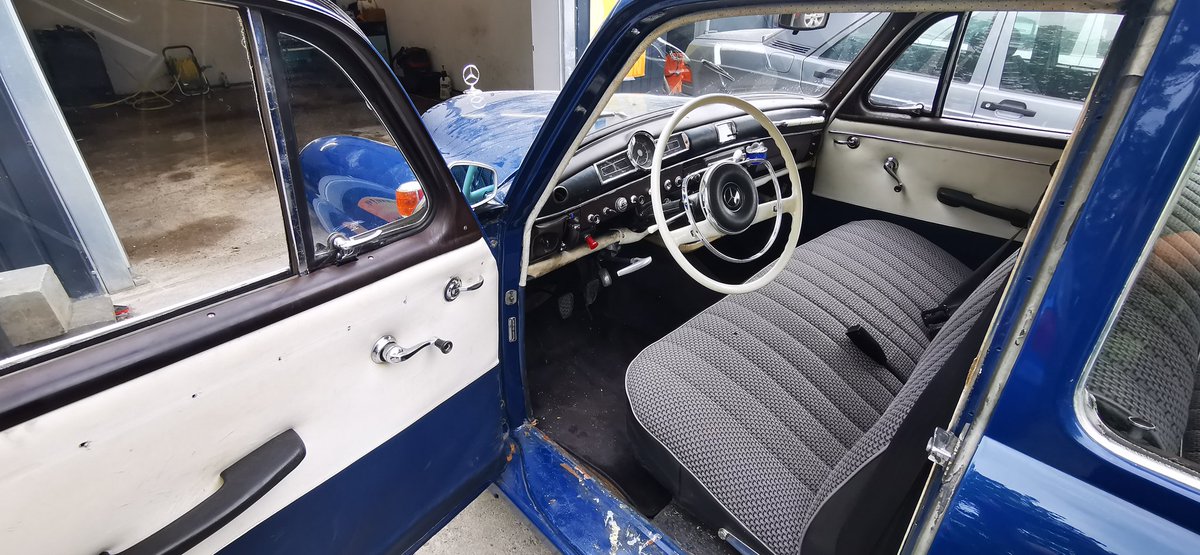 hakantaskoyantc's tweet photo. #mercedes #180d #oldtimer  #carwrapping #folierung #carstyling #lackschutz  #hakantaskoyantc #berlin #cardesigned #cardesign #cardesigner #tuning #tuningcar #farbenoo #scheibentönung #karosserie #lackierungen  #instandtsetzung #felgen #felgenreparatur uvm https://t.co/NaajDYIfPs