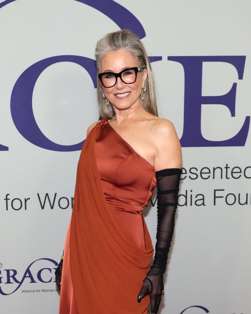 Them: “Do you have any hobbies?”
Me: “Mary McDonnell during awards season.”