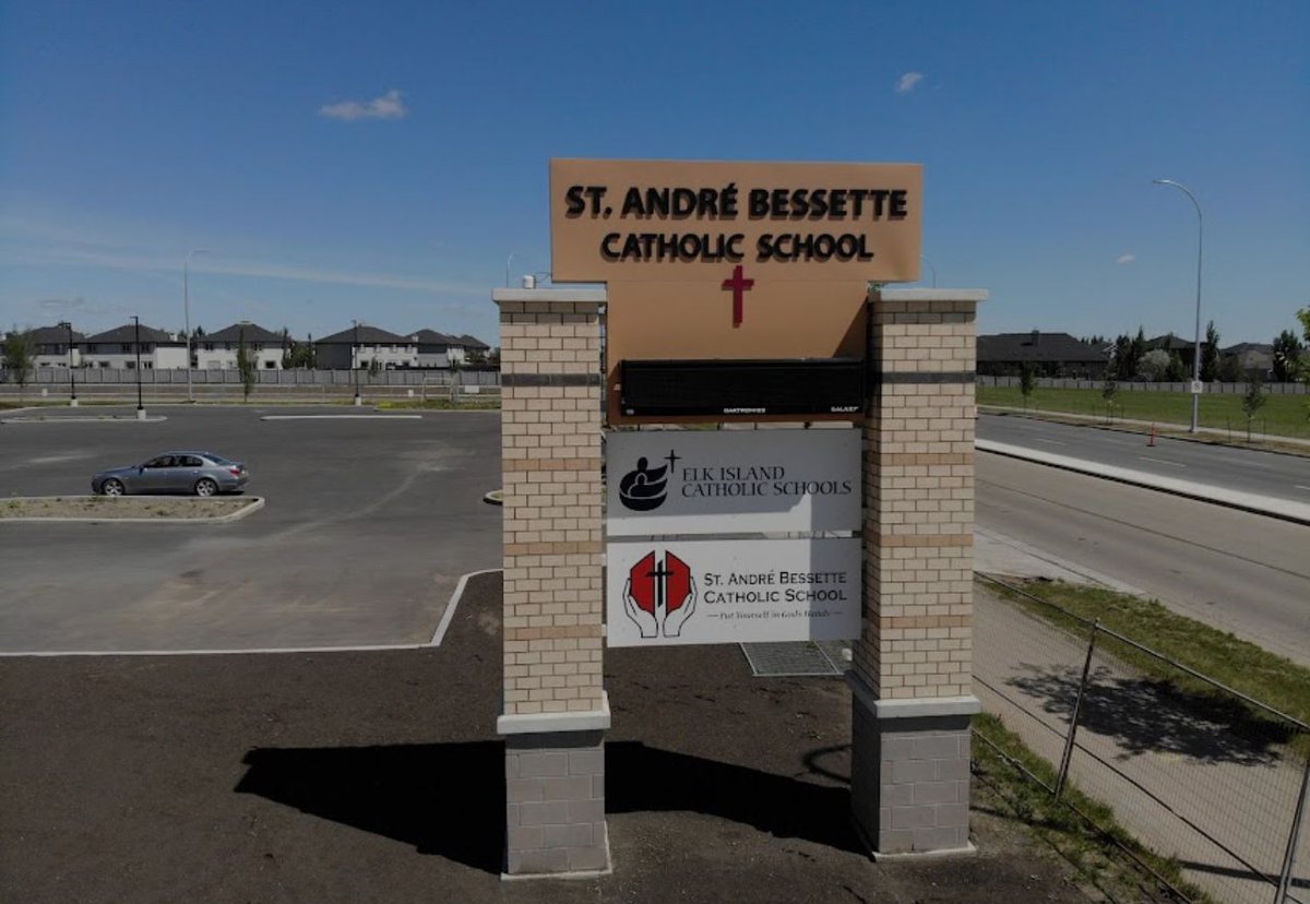 Enjoyed visiting St. André Bessette in Fort Saskatchewan to discuss supporting SAB students taking Catholic online courses. #eicscatholic