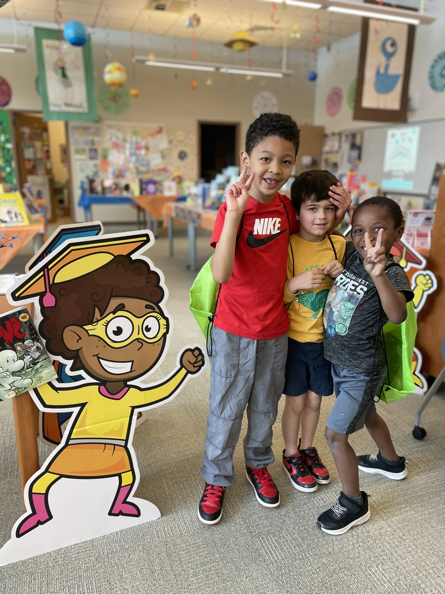 NESlibrary's tweet image. Some favorite moments captured with our PreK-1 students today for Day 1 of our #TrueBookFAIR 
All books - All Joy - For ALL! @NorthsideES 
#CHCCSLibraries