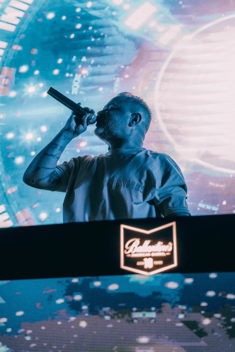 Carrera1205's tweet image. Me encantaría hacer fotos en #LaVeladaDelAñoIV y quiero ponerme en contacto con @IbaiLlanos o alguien de su equipo para poder currar con ellos.
Os dejo algunos de mis trabajos para que veáis que voy en serio🫶🏼
@KingsLeague @PorcinosFC @MovistarKOI @ganasdevicio @movistar_es