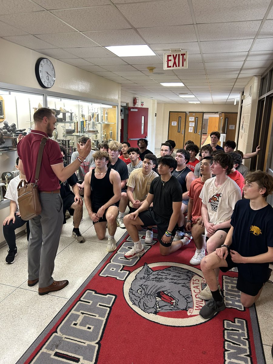 Coach Nahan (@coach_nahan) on Twitter photo Big time THANK YOU to <a href="/chriskeyes16/">Coach Keyes</a> for coming up to High Point to recruit our program and see the team lift today. We really appreciate the words of motivation at the end! <a href="/SjfFootball/">Fisher Football</a> has a great one on staff! @coachp1104 <a href="/HPRAthletics/">High Point Regional Athletics</a> #CultureWins Big time THANK YOU to <a href="/chriskeyes16/">Coach Keyes</a> for coming up to High Point to recruit our program and see the team lift today. We really appreciate the words of motivation at the end! <a href="/SjfFootball/">Fisher Football</a> has a great one on staff! @coachp1104 <a href="/HPRAthletics/">High Point Regional Athletics</a> #CultureWins