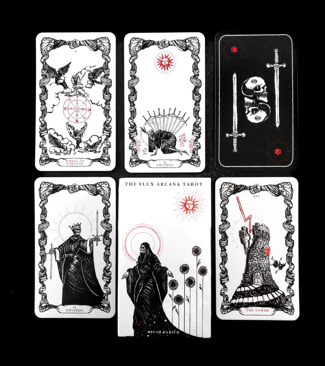 My own Flux Arcana Tarot Deck! A handful of my tarot decks are now available in my web shop - while supplies last.