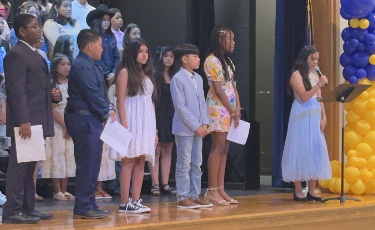 Jen Holsinger-Raybourn tweet media