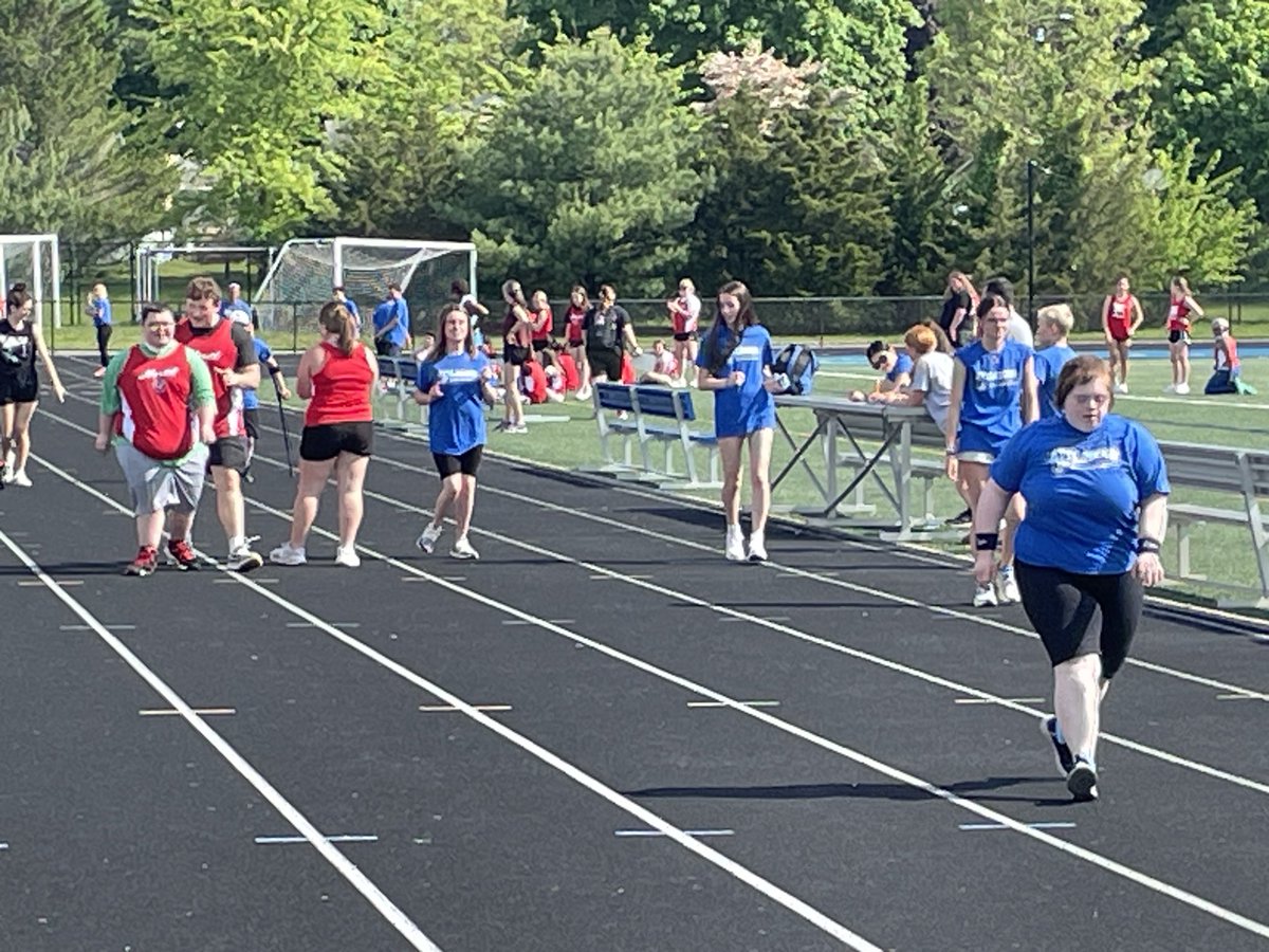 Great day for AHS/NA Unified Track teams!  ⁦<a href="/AHS_Bluepride/">Attleboro High</a>⁩ ⁦<a href="/SunChronSports/">Sun Chronicle Sports</a>⁩ ⁦<a href="/VarsityBooster/">Attleboro Varsity Booster Club</a>⁩