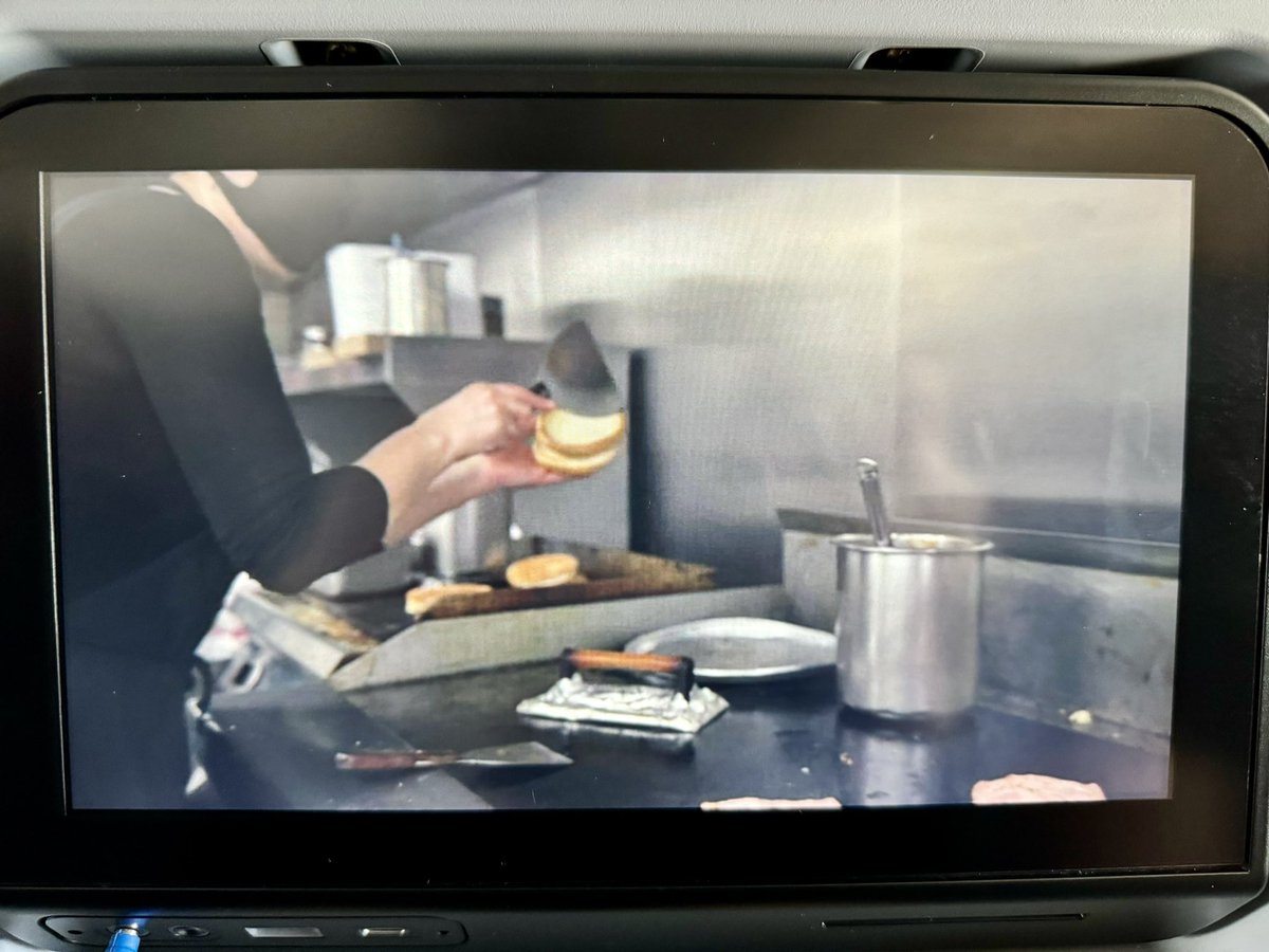 Props @united for including among its inflight ✈️ options something surprising yet familiar from home: @OmarMouallem’s “The Lebanese Burger Mafia”, a chronicle of the quintessential 🇨🇦 immigrant tale of endurance and entrepreneurship ✊🏻 burgerbaronmovie.com