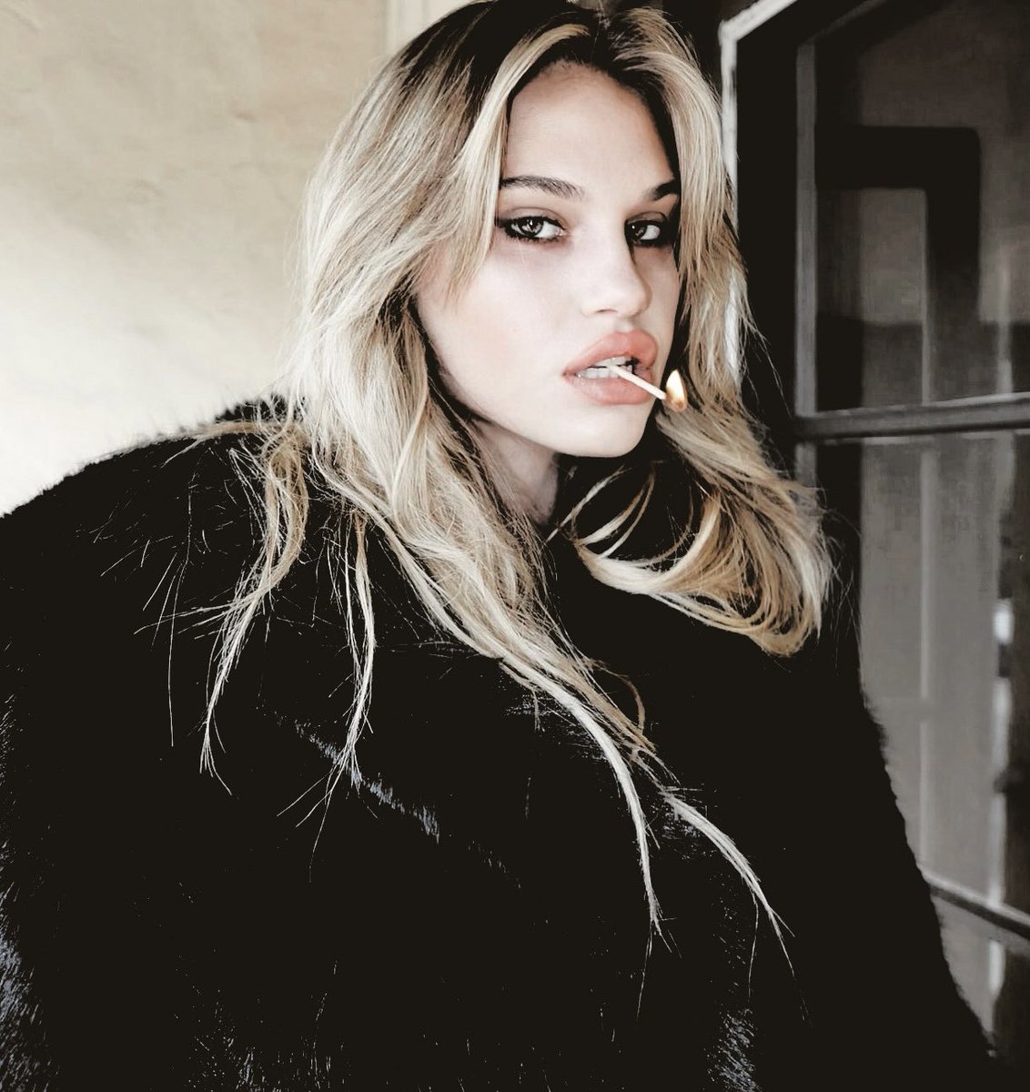 𝑫𝒂𝒑𝒉𝒏𝒆 (@emeralddaphne) on Twitter photo 