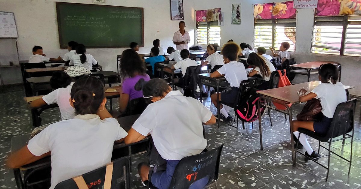 Se realiza visita de inspección integral a la Institución Educativa Águedo Morales Reina de #EducaciónNiquero. #EducaciónGranma #ProvinciaGranma @BorgesOlivero @Yane1606