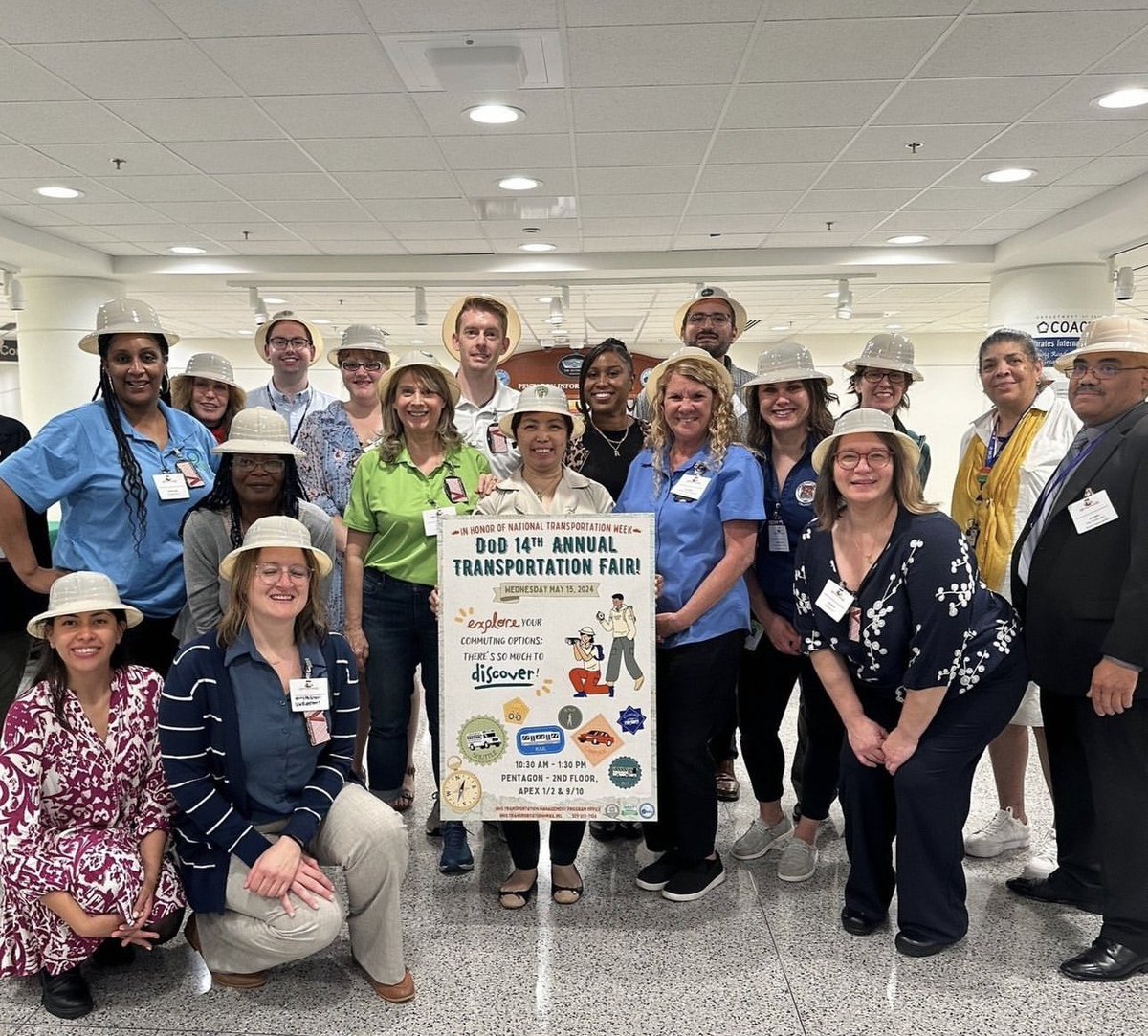 #DASHvisits the Pentagon with WHS Transportation! 🚌 In honor of National Transportation Week, the @deptofdefense hosted their 14th Annual Transportation Fair! The fair gives the audience the opportunity to learn more about the different commuting options!🚲🚊🚗🚶‍♂️🚌