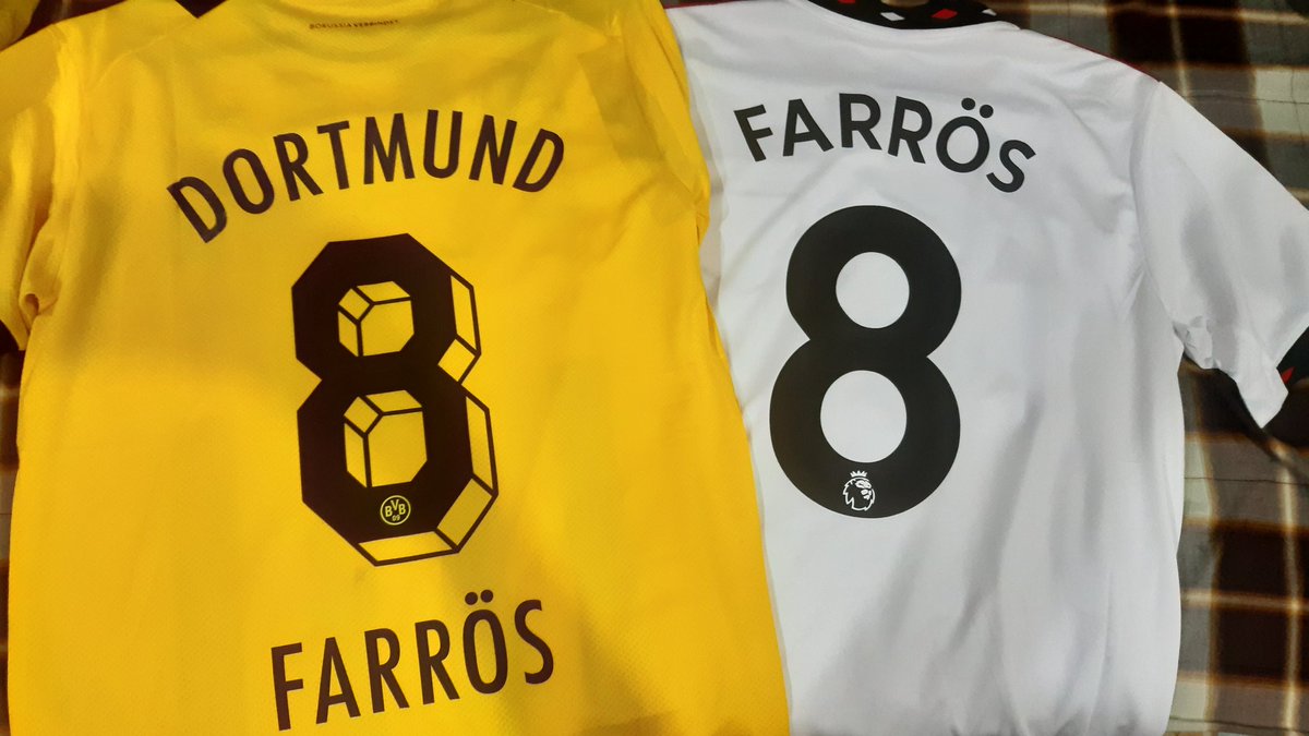 farrosahm's tweet photo. terima kasih panutan main bola + acuan nameset &amp; nomor punggung klo beli jersey 🤧 https://t.co/CVxcHMlblk