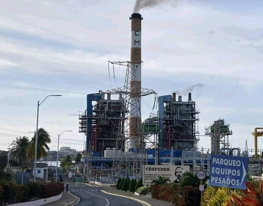 UNIÓN ELÉCTRICA: ‼️ENTERATE AQUI‼️La Empresa Termoeléctrica de Cienfuegos, Carlos Manuel de Céspedes, está en línea 📍'GENERANDO ENERGÍA ELÉCTRICA PARA TODA CUBA'📌 #NosotrosSeguimosTrabajando #UnidosXCuba #GenteQueSuma X #Cuba #YoSigoAMiPresidente @DiazCanelB