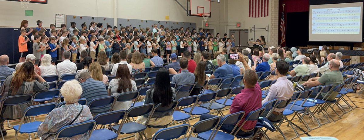 LinkedAtLincoln's tweet photo. Grade 5 Spring Sing and Other Things concert was simply amazing! So proud of our students and their vocal music teacher, Ms. Showalter. @LinkedAtLincoln @MTLSD #LeboProud #AwesomeAbes https://t.co/pc0NxDlnHB