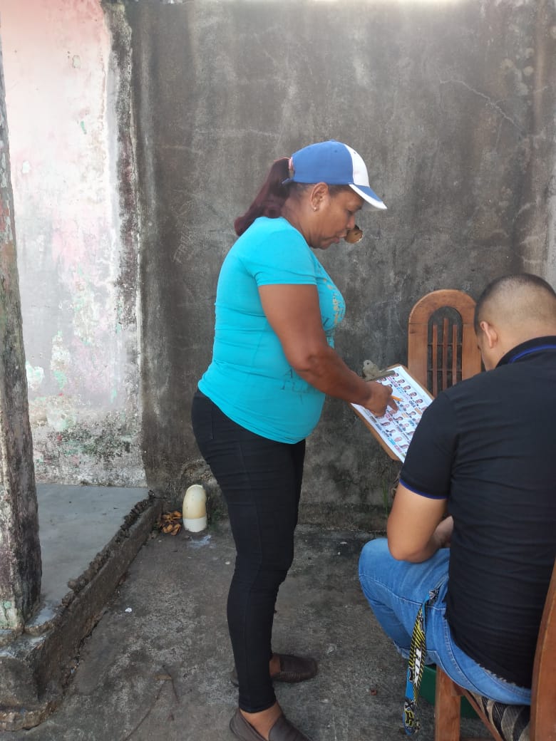 robethcarrion31's tweet photo. AD En Resistencia Munic. Maturín, PQ. Boquerón, Hombres y Mujeres llevando el mensaje de  Edmundo González, candidato de la MUD Unidad.. https://t.co/Hu4CPR4s9M