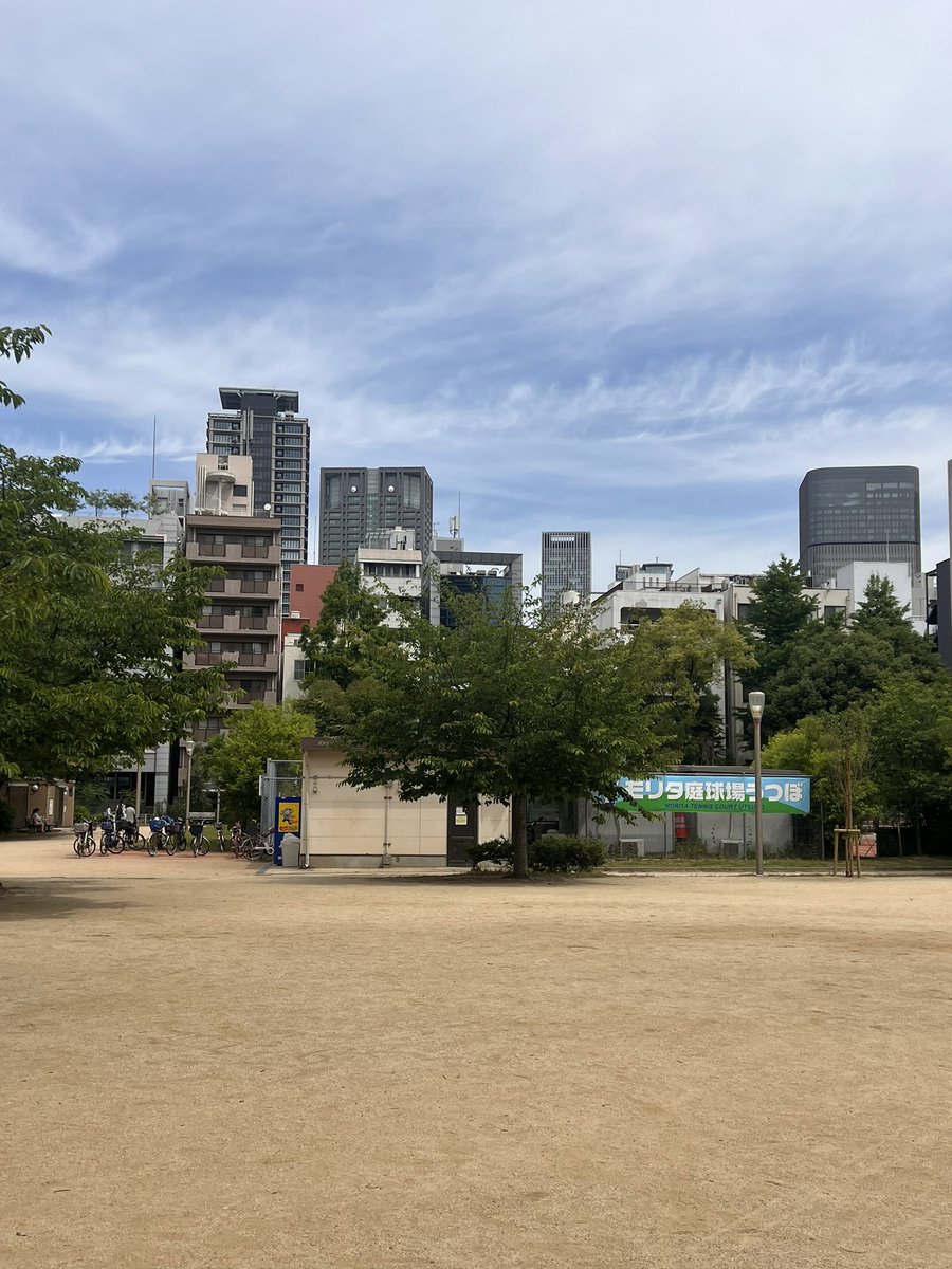 윤 tweet media