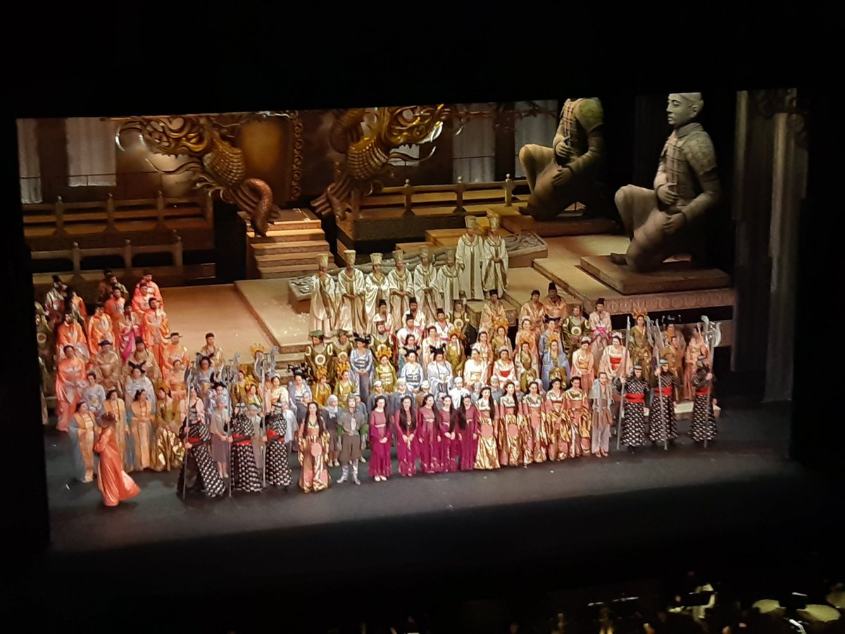 Turandot a sala llena en el @TeatroColon