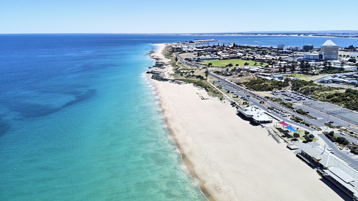 BUNBURY posted the biggest house price gains across regional Western Australia in the March 2024 quarter, according to the latest data from REIWA. #houseprices #realestate #residentialproperty australianpropertyjournal.com.au/2024/05/21/bun…