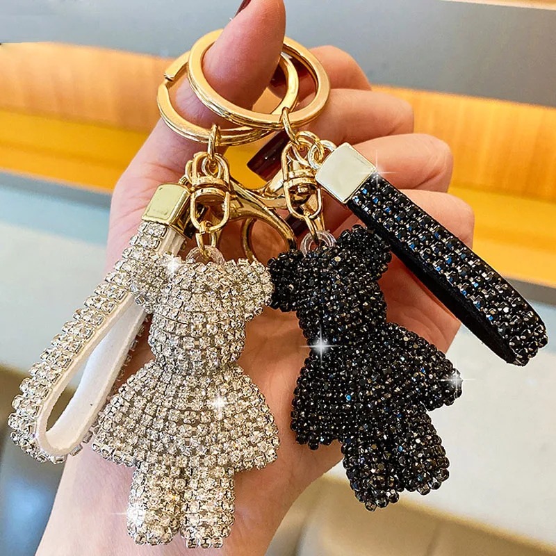 Add a touch of sparkle to your everyday essentials with our Rhinestone Bear Keychain Pendant. Perfect for women’s bags, men’s car keys, and more. A unique gift for anime lovers from Aliexpress for only US $3.78. Shop now: 👇s.click.aliexpress.com/e/_DBNoxdV #RhinestoneKeychain #AnimeGifts