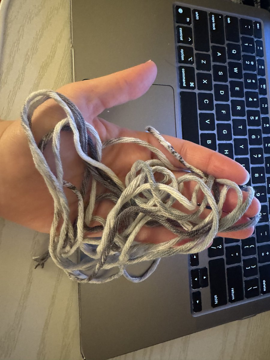 spaceshipcourt's tweet photo. It was by more than I anticipated, but I won this particular game of #yarnchicken. 🎉 https://t.co/Jlwey5OTBs