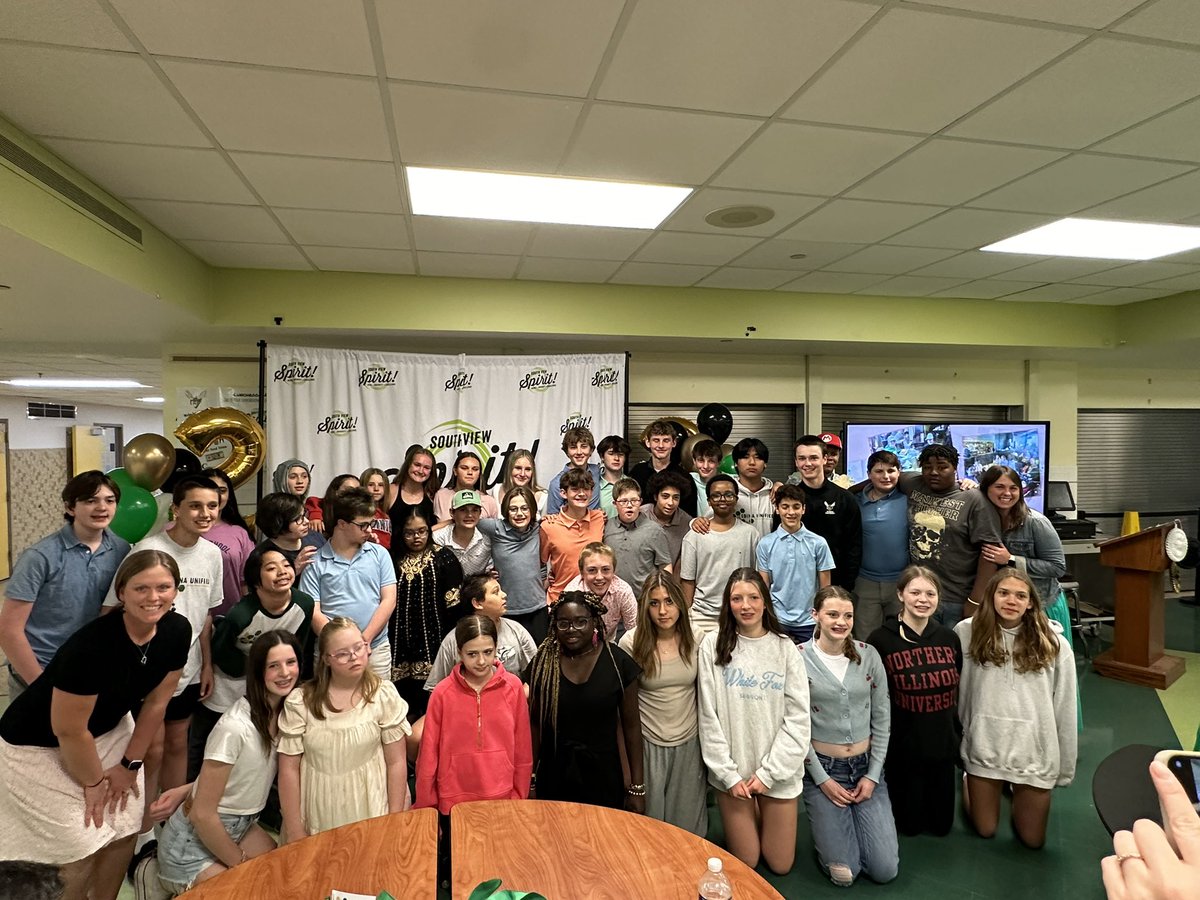 Edina Unified Graduation this evening! Celebrating our 8th grade Unified Friends!! We’ll miss you all!! #LiveUnified #SOMN #UnifiedChampionSchool