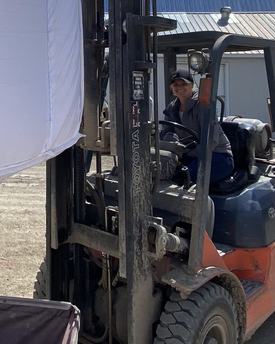 Murray Froebe (@agassizmur1) on Twitter photo It’s been a busy day of slinging seed in the <a href="/AgassizSeedFarm/">Agassiz Seed Farm</a> yard. Miss Chelsea still smiles tho, as another soy seed tote goes down the lane in a grower’s truck. Soy planting in full force here and over 2/3 done near Carman MB. It’s been a busy day of slinging seed in the <a href="/AgassizSeedFarm/">Agassiz Seed Farm</a> yard. Miss Chelsea still smiles tho, as another soy seed tote goes down the lane in a grower’s truck. Soy planting in full force here and over 2/3 done near Carman MB.
