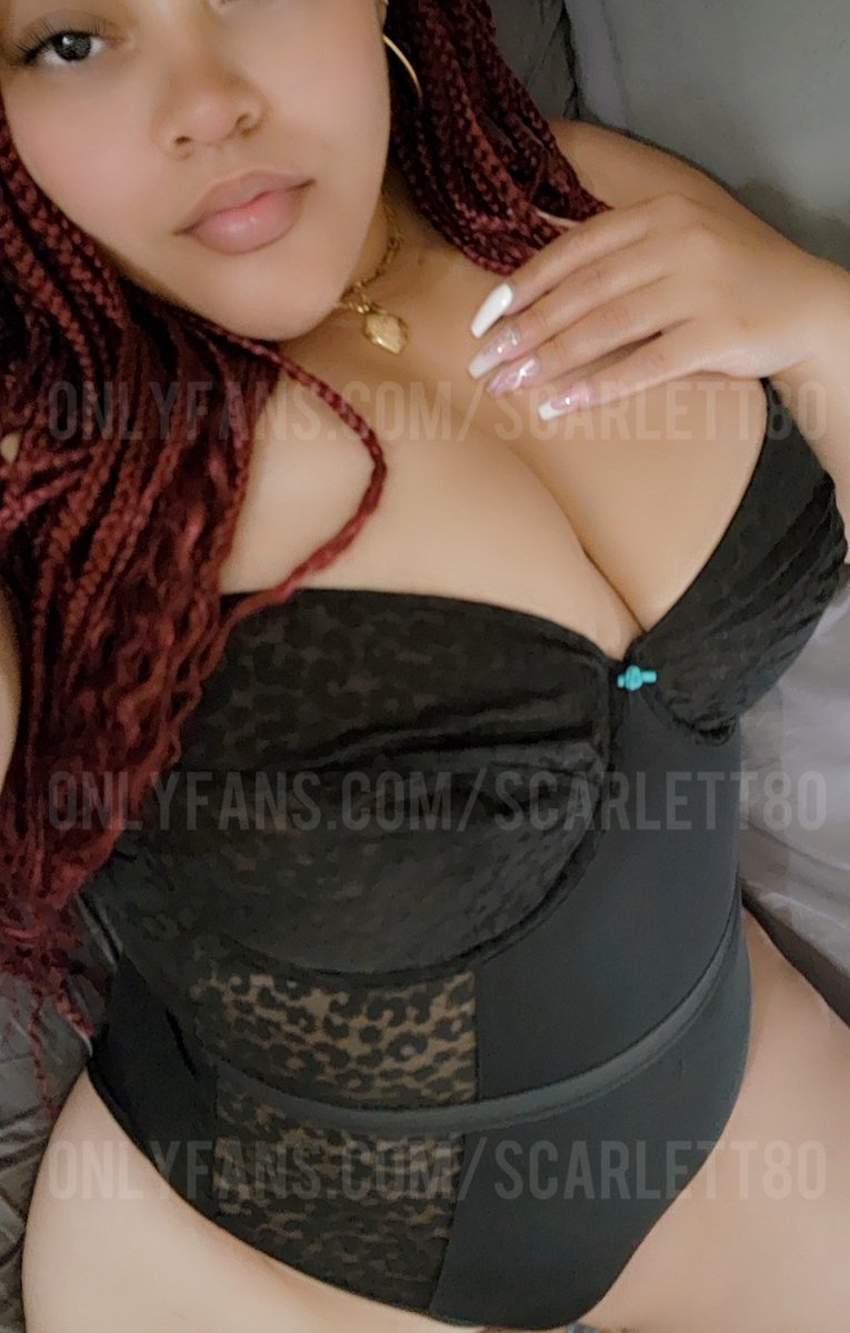 Scarlet25783231's tweet photo. Say hi 👋 for free nude pic in your dm 👅 https://t.co/h4h8AcDt5P