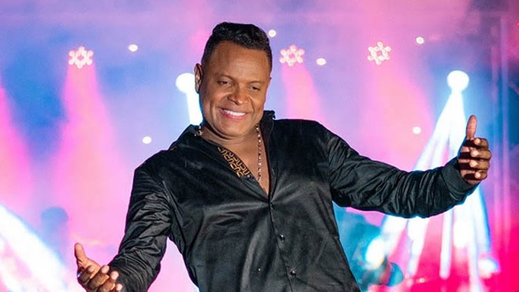 #NuevosCaminos Omar Geles, cantante y músico acordeonero exponente del vallenato y compositor de conocidas piezas, está desde la tarde de hoy recorriendo Los Caminos de la Vida en un "plano superior.". El cantautor falleció en una clínica de Valledupar debido a un paro cardíaco.